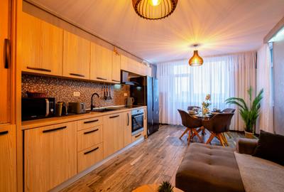 OCAZIE: Apartament cu 2 camere, LUX, la cheie! - 11