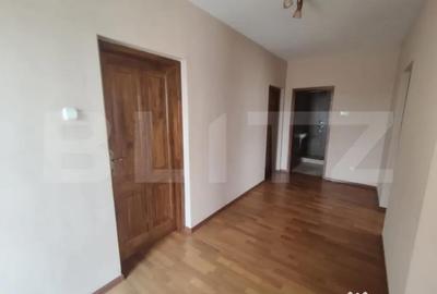 Casă cu 5 camere cu Teren 480 Mp în Iosia - 13