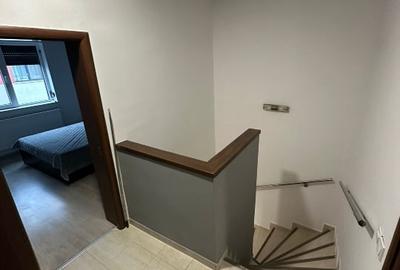 Inchiriez casa tip Duplex 4 camere/90mp+curte 40mp/3 locuri de parcare/sector6 - 10