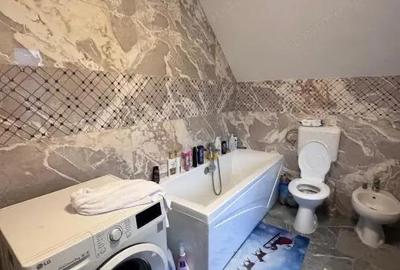 Casă cu Teren 400 Mp în Central