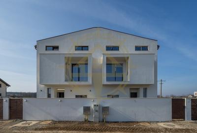 Casă cu 3 camere cu Teren 250 Mp în Ghermănești - 2