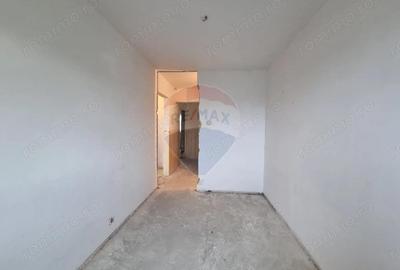 Apartament (De renovat) cu 3 camere de vanzare in zona Exterior Vest Apartament (De renovat) cu 3 camere de vanzare in zona Exterior Vest - 12