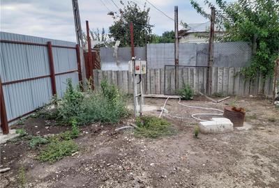 Teren de 980 mp, în Vărăști