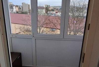 Apartament cu 2 camere nedecomandat în George Enescu - 2