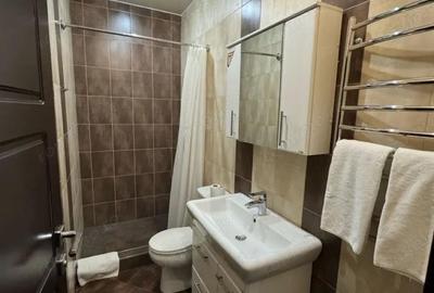 Garsonieră decomandată în Complex Studențesc