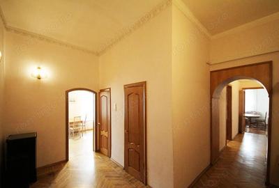 Se inchiriaza apartament cu 3 camere - 7