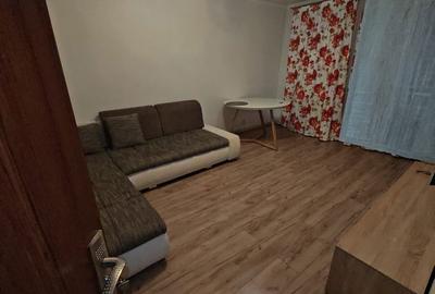 Apartament cu 3 camere decomandat în Central - 2