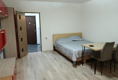 Garsonieră decomandată, mobilată în Far - 4