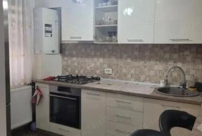 Casa de vanzare (triplex), P+1+pod generos, 3 camere, S totala 69 mp, teren 100 mp cu loc de parcare - 4