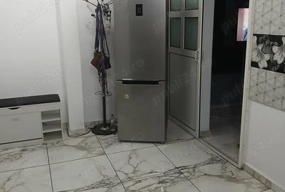 Inchiriez apartament 3 camere - 3