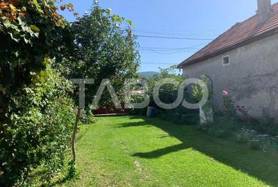 Casa de vanzare 3 camere 90 mpu teren liber 1095 mp Persani - 12