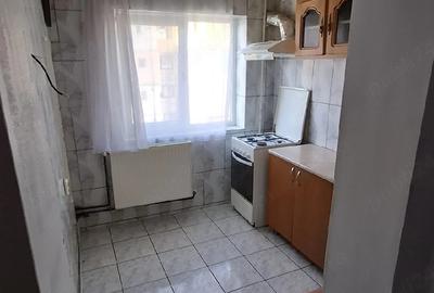 Apartament cu 2 camere semidecomandat în Central - 3