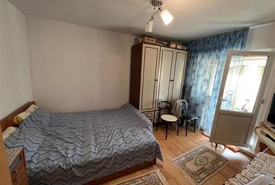Apartament 3 camere, etaj 3, zona Longinescu - Gara - 6
