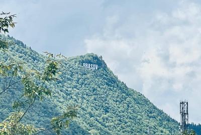 Apartament cu 3 camere decomandat în Centrul Civic - 1