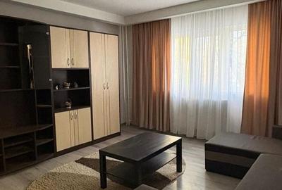 Apartament cu 3 camere decomandat, mobilat în Lujerului
