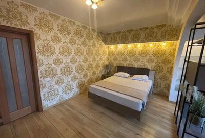 Ofer spre vanzare apartament cu 2 camere in zona Eroii Revolu?iei - 3