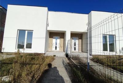 Duplex cu 3 camere cu Teren 310 Mp în Moșnița Nouă - 2