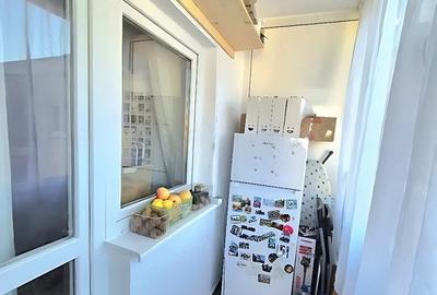 Apartament cu 2 camere decomandat în Între Lacuri - 3