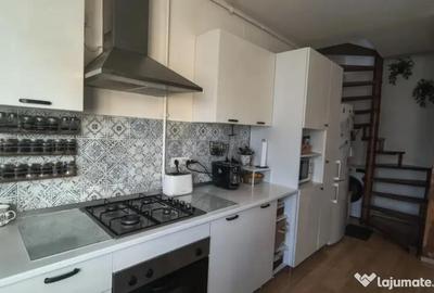 Apartament cu 3 camere decomandat în Noua - 1