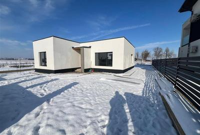 Casă individuală cu 3 camere cu Teren 375 Mp în Berceni - 1