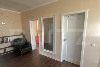 Casa tip apartament, cu 3 camere, 86 mp, zona 14 Mai - 22