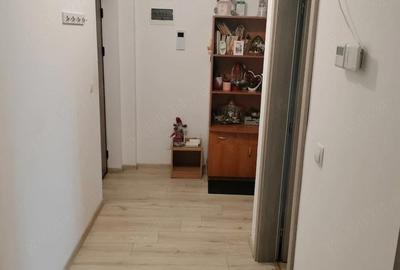 Garsonieră decomandată în Central - 7