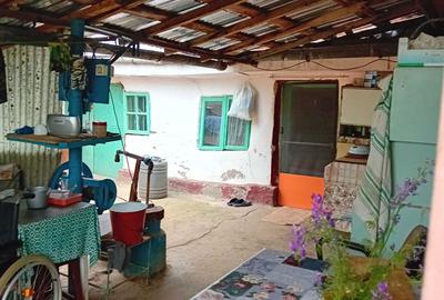 Casă cu 4 camere în Micșuneștii Mari - 1