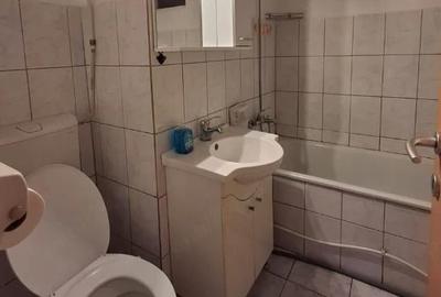 Apartament cu 4 camere decomandat în Buziașului - 1