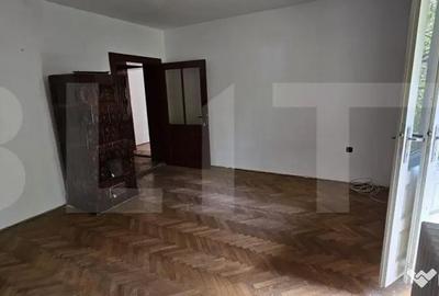 Casă cu 3 camere cu Teren 542 Mp în Central - 9