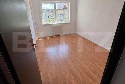 Apartament de vanzare, cu 3 camere, 79 mp, zona Rahovei - 2