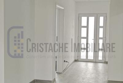 Casă individuală cu 3 camere cu Canalizare în Nord-Est - 9