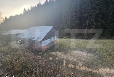 Teren de 2000 mp, în Vadu Moților - 2