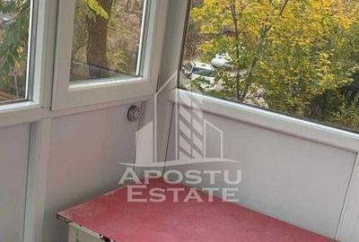 Apartament 2 camere, semidecomandat, zona Girocului - 1