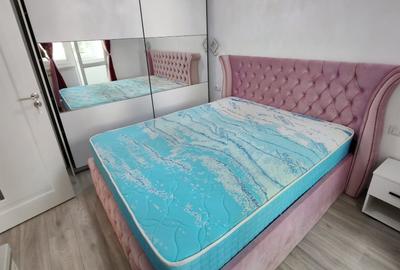Apartament cu 2 camere semidecomandat, mobilat în Micro 19