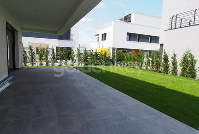 Casă individuală cu 6 camere în Pipera