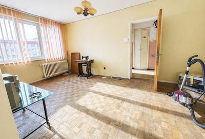 Apartament cu 2 camere semidecomandat în Centrul Civic - 1