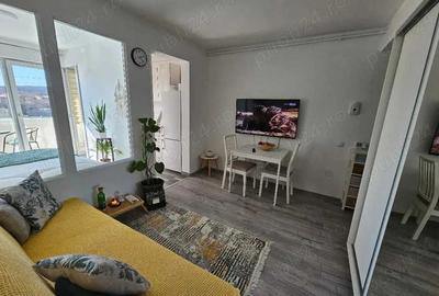 Garsonieră decomandată în Central - 1