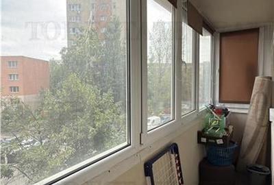 Apartament 3 camere 2 bai bloc 1984 zona metrou 1 Decembrie 1918 - 9