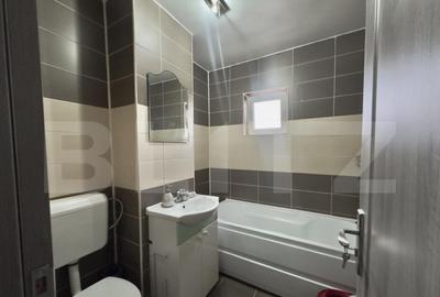 Apartament cu 3 camere, 72 mp utili, Zona Lipovei - 2