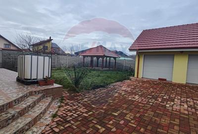 De inchiriat spatiu generos nerezidential la casa/mansarda zona Oncea - 13
