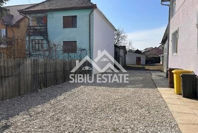 Casă cu 8 camere cu Canalizare în Calea Poplăcii - 15