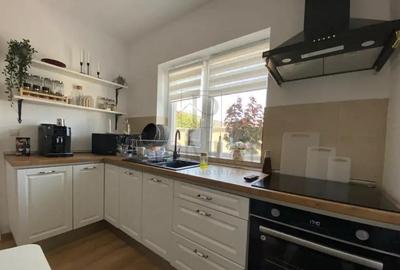 Duplex mobilat utilat - canalizare - asfalt - ocupabil imediat