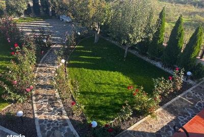 Casă cu 5 camere cu Teren 1250 Mp în Central - 3