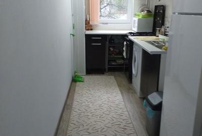 Apartament cu 3 camere semidecomandat în Malu Roșu - 2