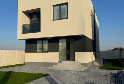 Casă individuală modernă – 110 mp utili + 180 mp curte - 3