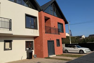 Casă cu 6 camere cu Teren 280 Mp în Central