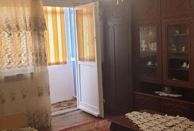 Apartament cu 2 camere decomandat în Exterior Vest