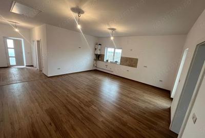 Casă cu 2 camere în Moșnița Nouă - 7