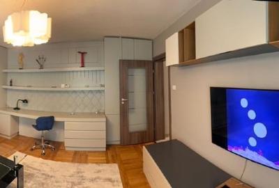 Apartament cu 2 camere decomandat, mobilat în Decebal