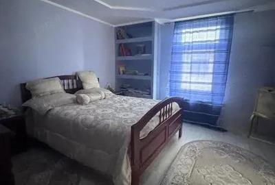 Casa zona centrala 300mp, 700mp teren, Radauti - 15